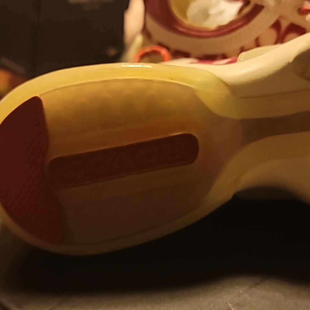 Geniune used Coach sneakers - Picture 6 of 9